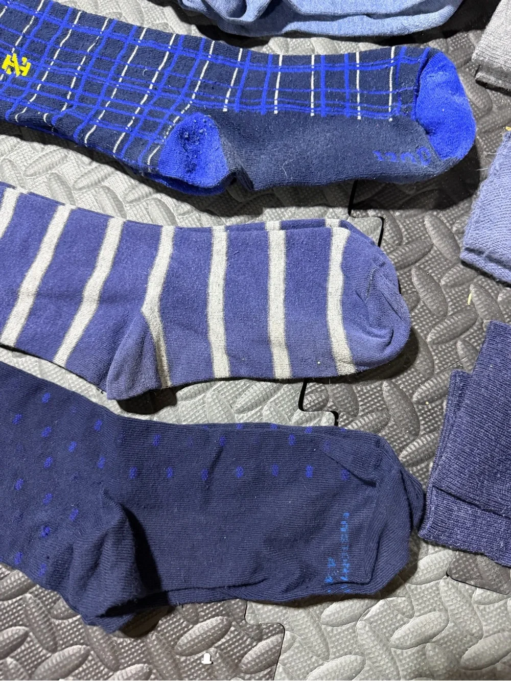 10 pairs Assorted Men's Dress Socks Multiple Patterns